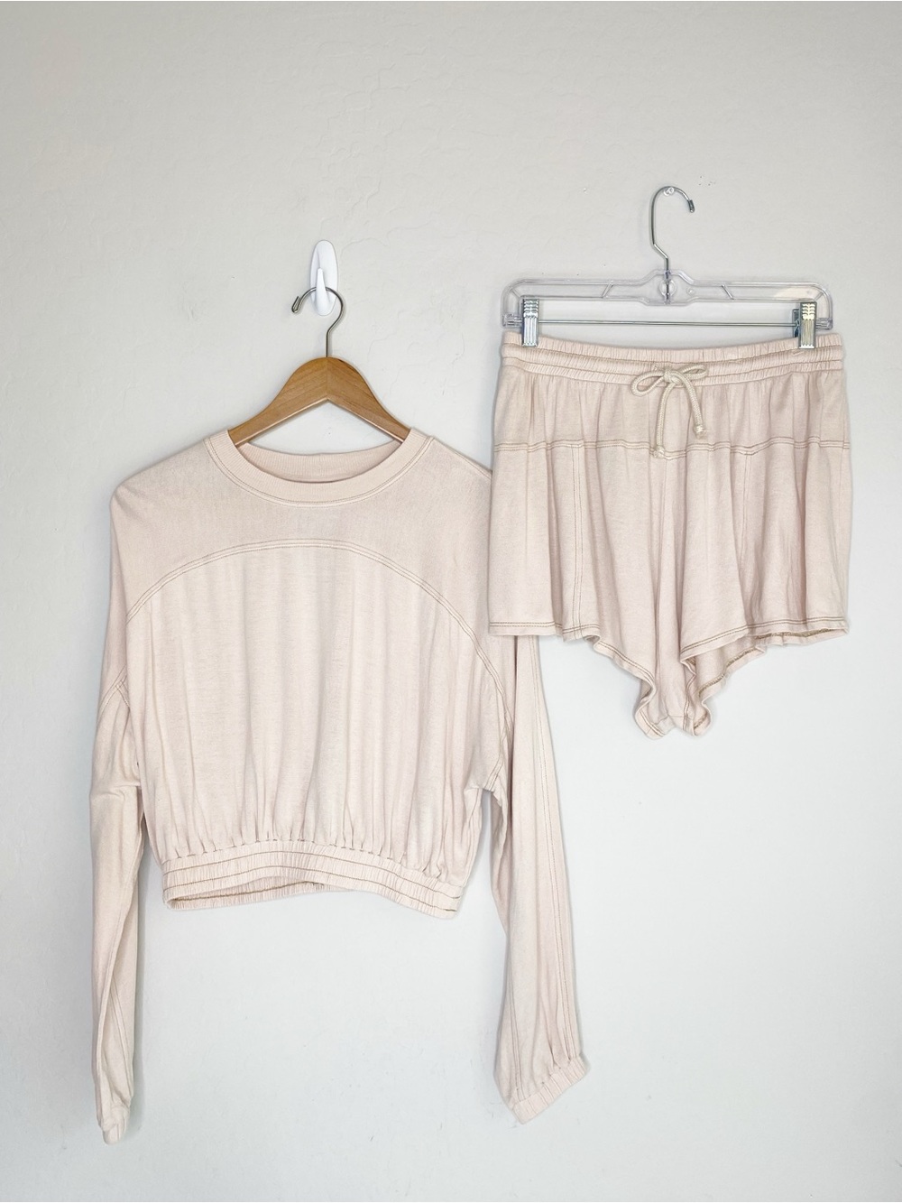 L*Space Loungewear Set Tripper Pullover and Short Set in “Sand” Size M